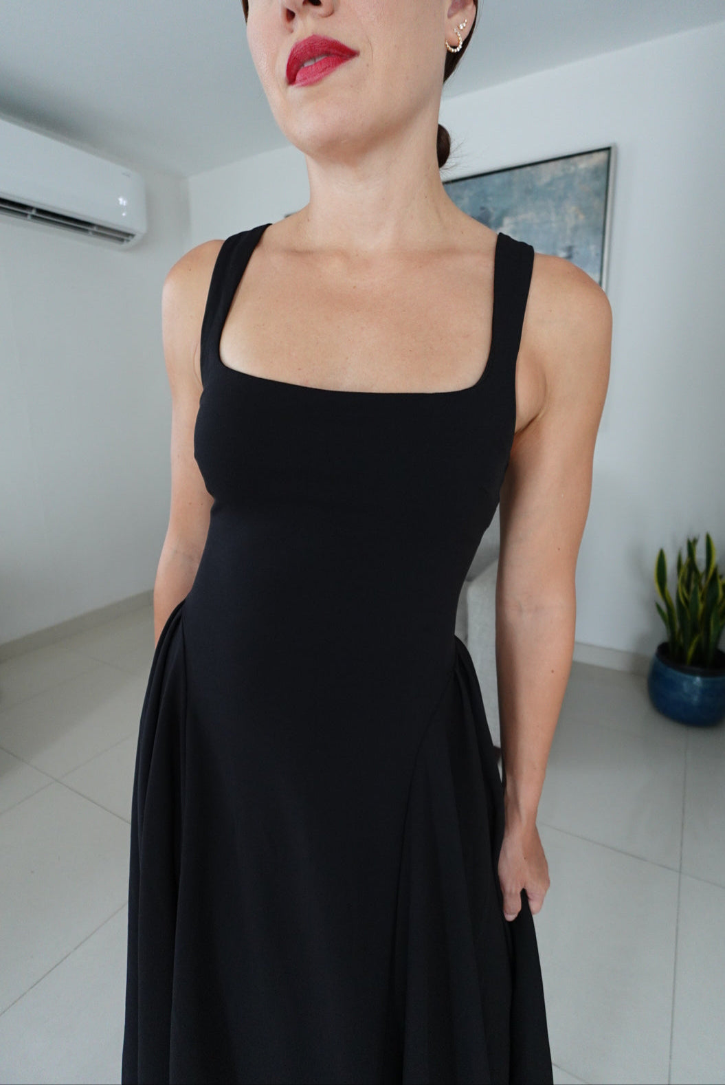 DANIELLE DRESS (BLACK)