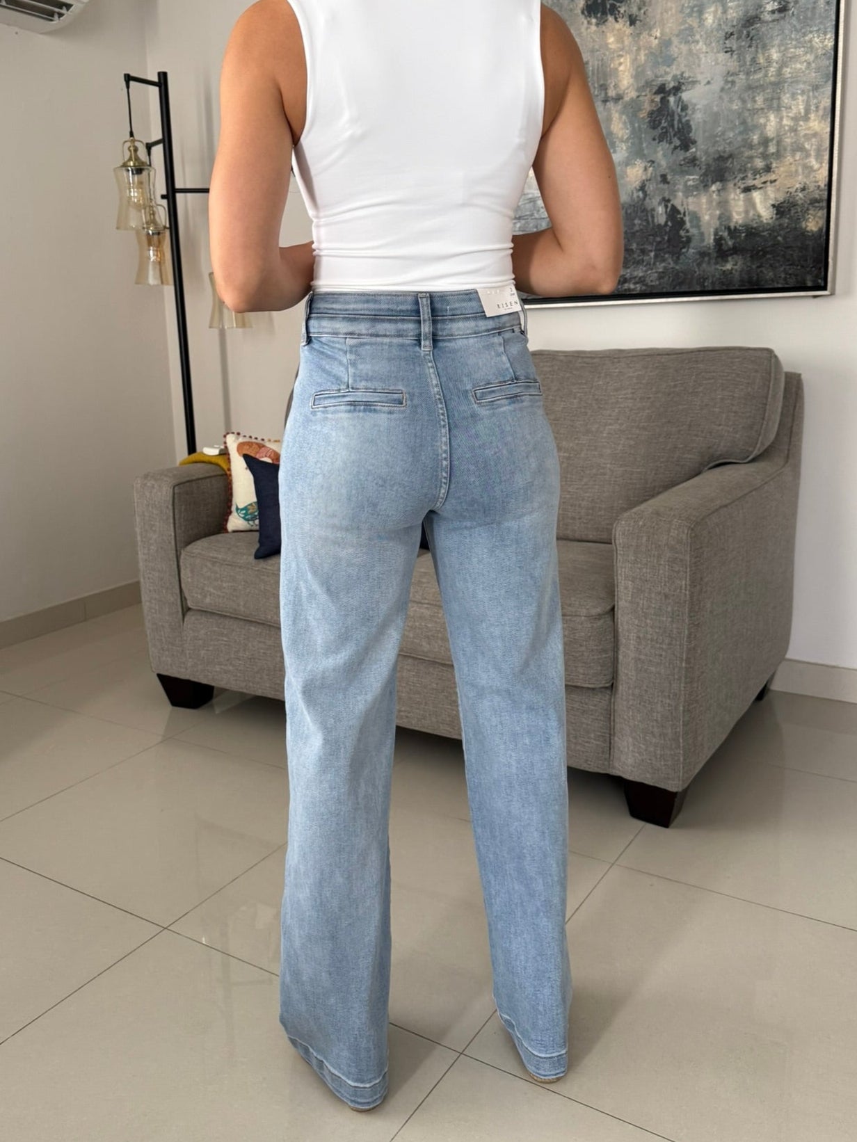 ELASTIC BAND HIGH RISE JEANS