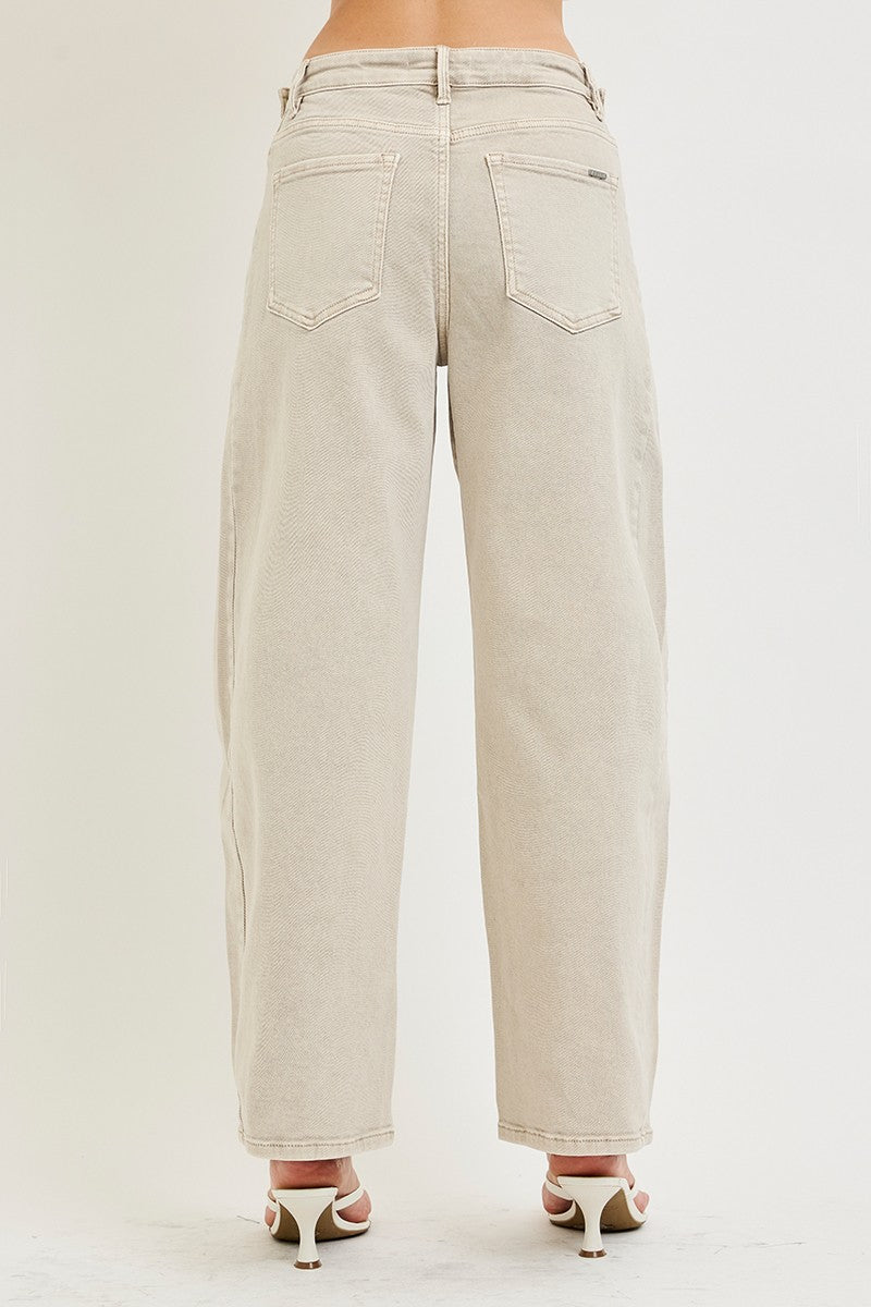 ALMOND BARREL JEANS