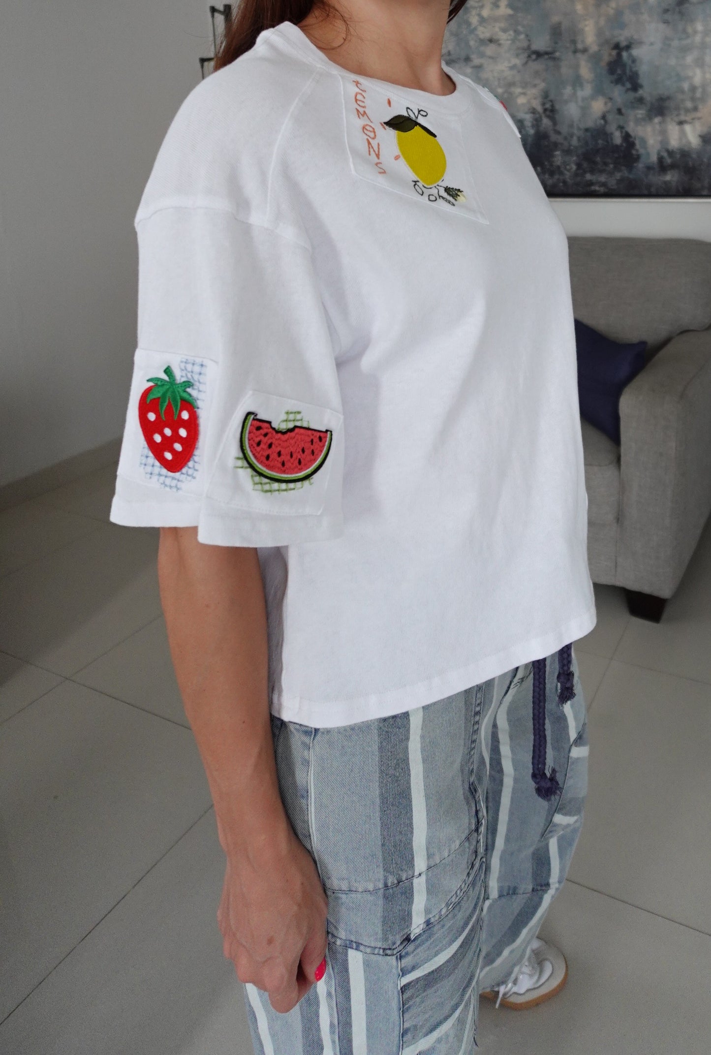 FRUIT TOP