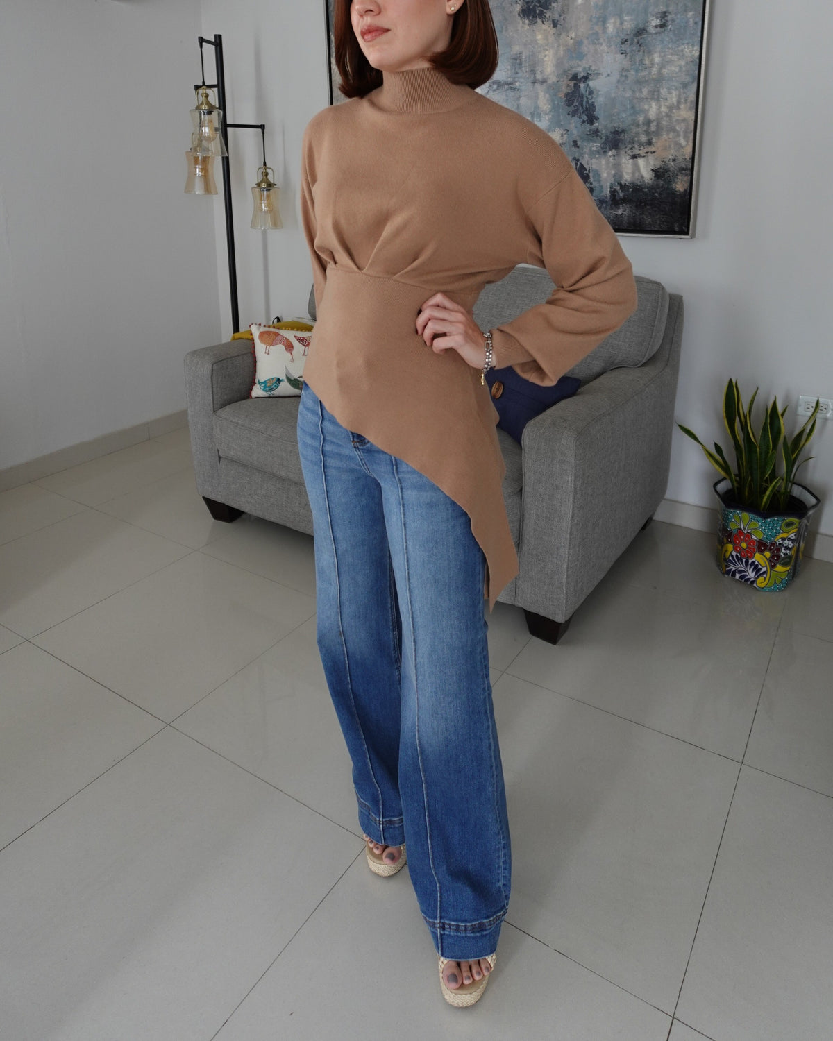 ASYMMETRIC KNIT TOP
